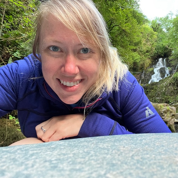 Meet your Posher, Kara - Picture 2 of 5